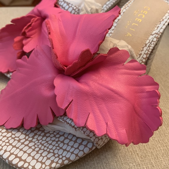 Anthropologie hibiscus 🌺 slide new without box size 6 - Picture 3 of 5